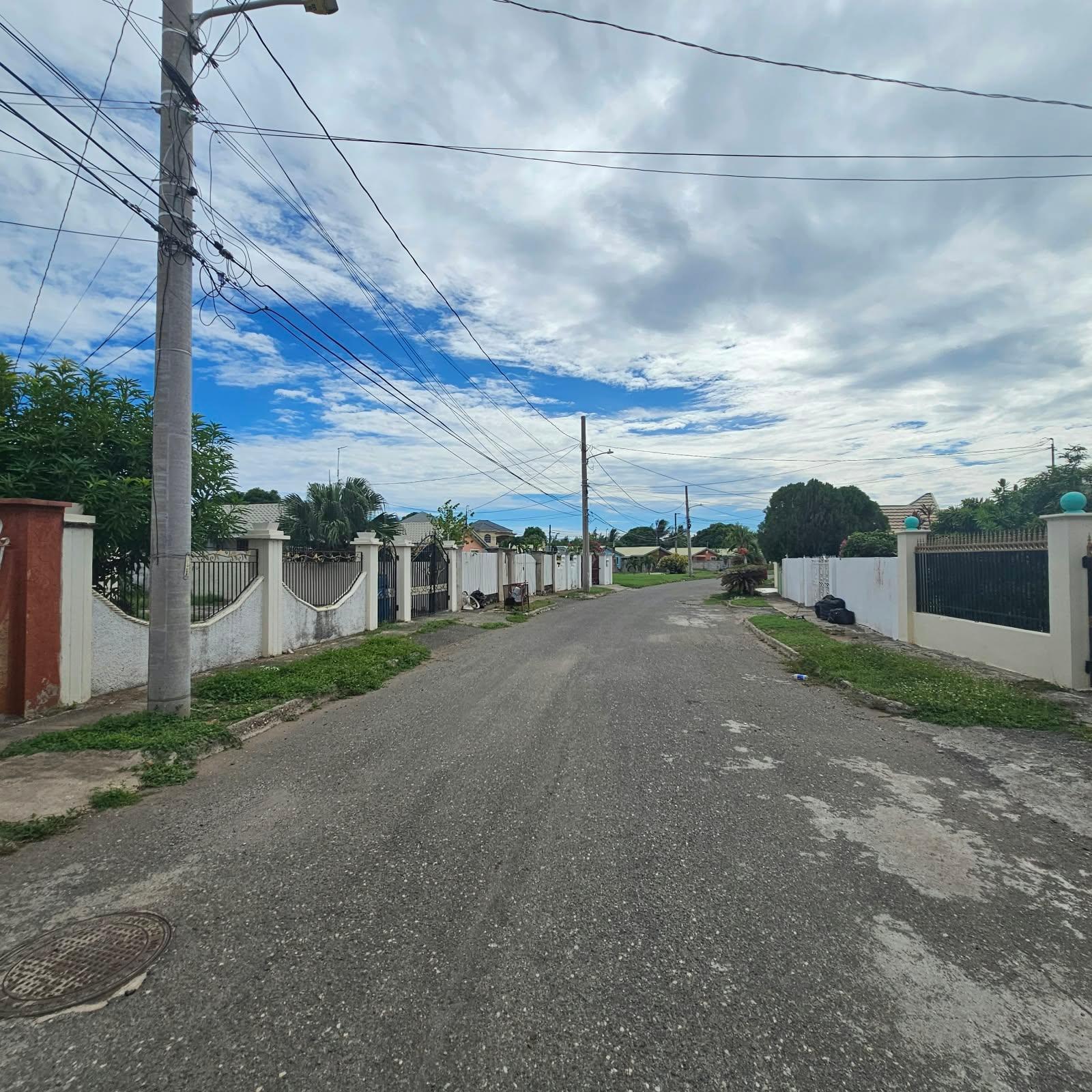 Eighth image of 335 Bluequit Circle in Old Harbour, St. Catherine, Jamaica - property is For Sale