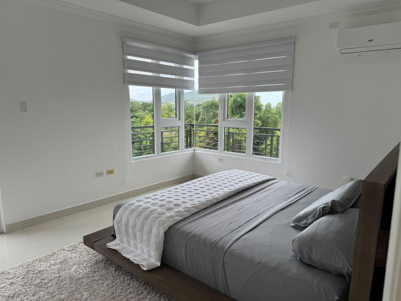 Tenth image of 4b-10 Russell Heights in Kingston 6, St. Andrew, Jamaica - property is For Rent