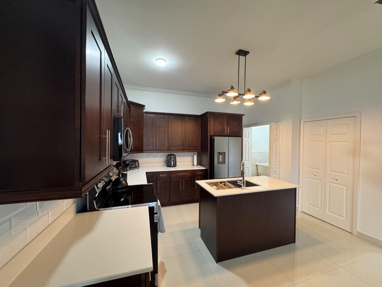 Fifth image of 4b-10 Russell Heights in Kingston 6, St. Andrew, Jamaica - property is For Rent