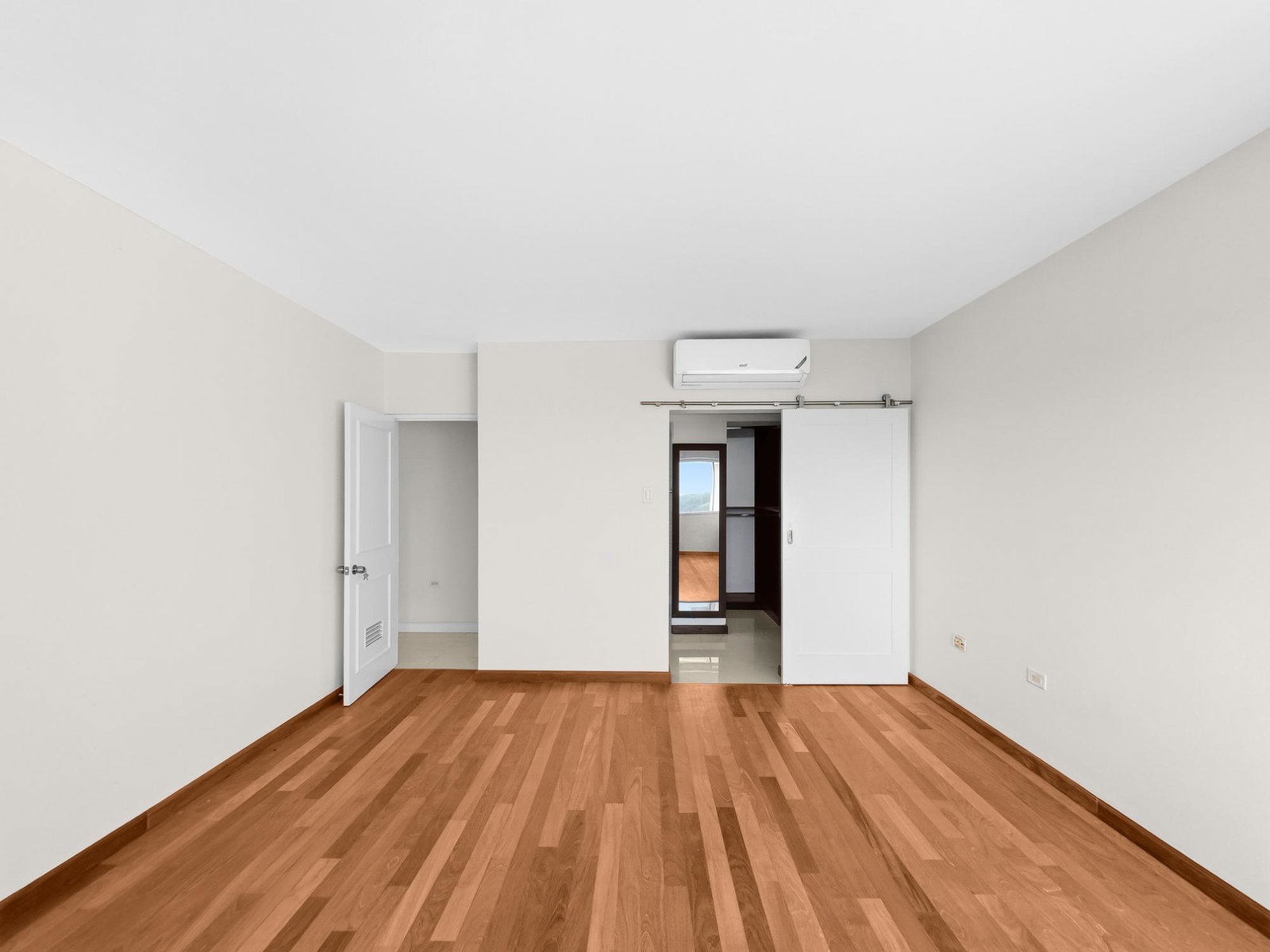 Fifteenth image of 5b- Manor Court in Kingston 8, St. Andrew, Jamaica - property is For Rent