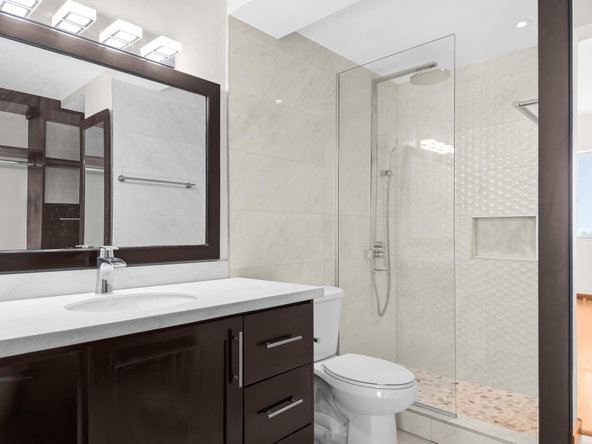 Seventeenth image of 5b- Manor Court in Kingston 8, St. Andrew, Jamaica - property is For Rent