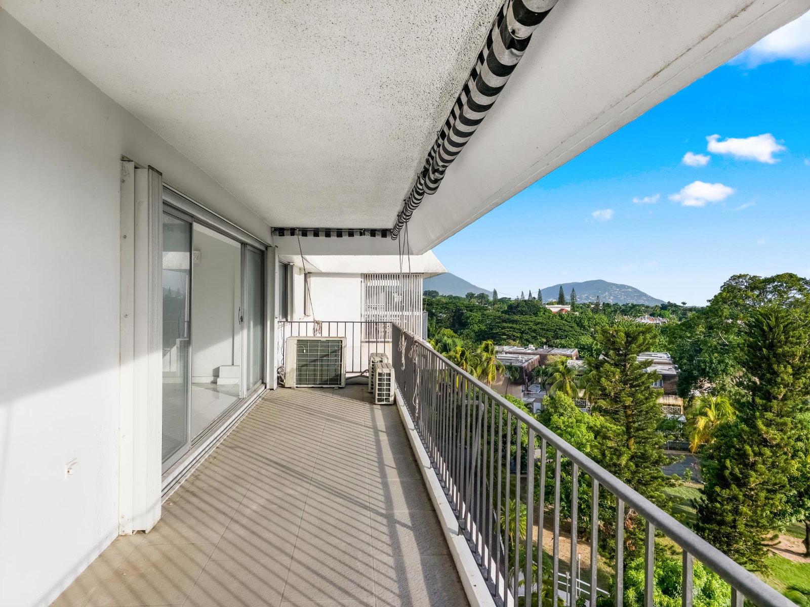 Eighteenth image of 5b- Manor Court in Kingston 8, St. Andrew, Jamaica - property is For Rent