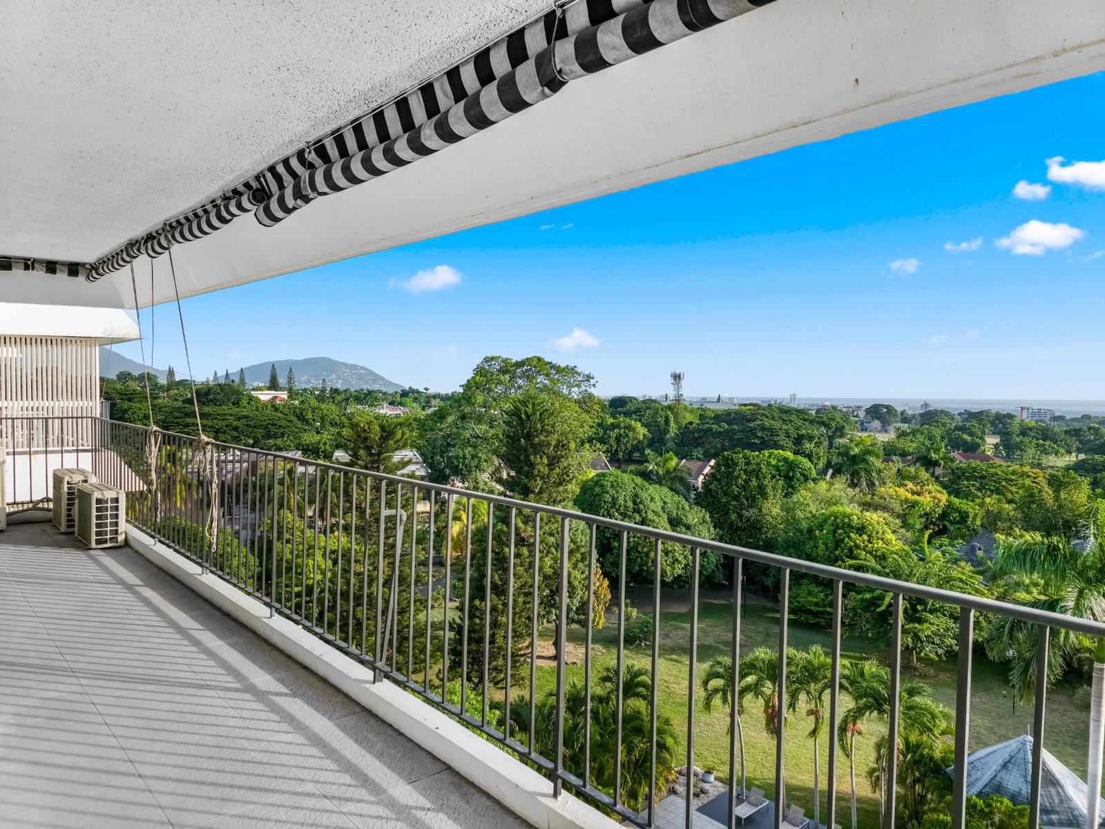 Twenty-First image of 5b- Manor Court in Kingston 8, St. Andrew, Jamaica - property is For Rent