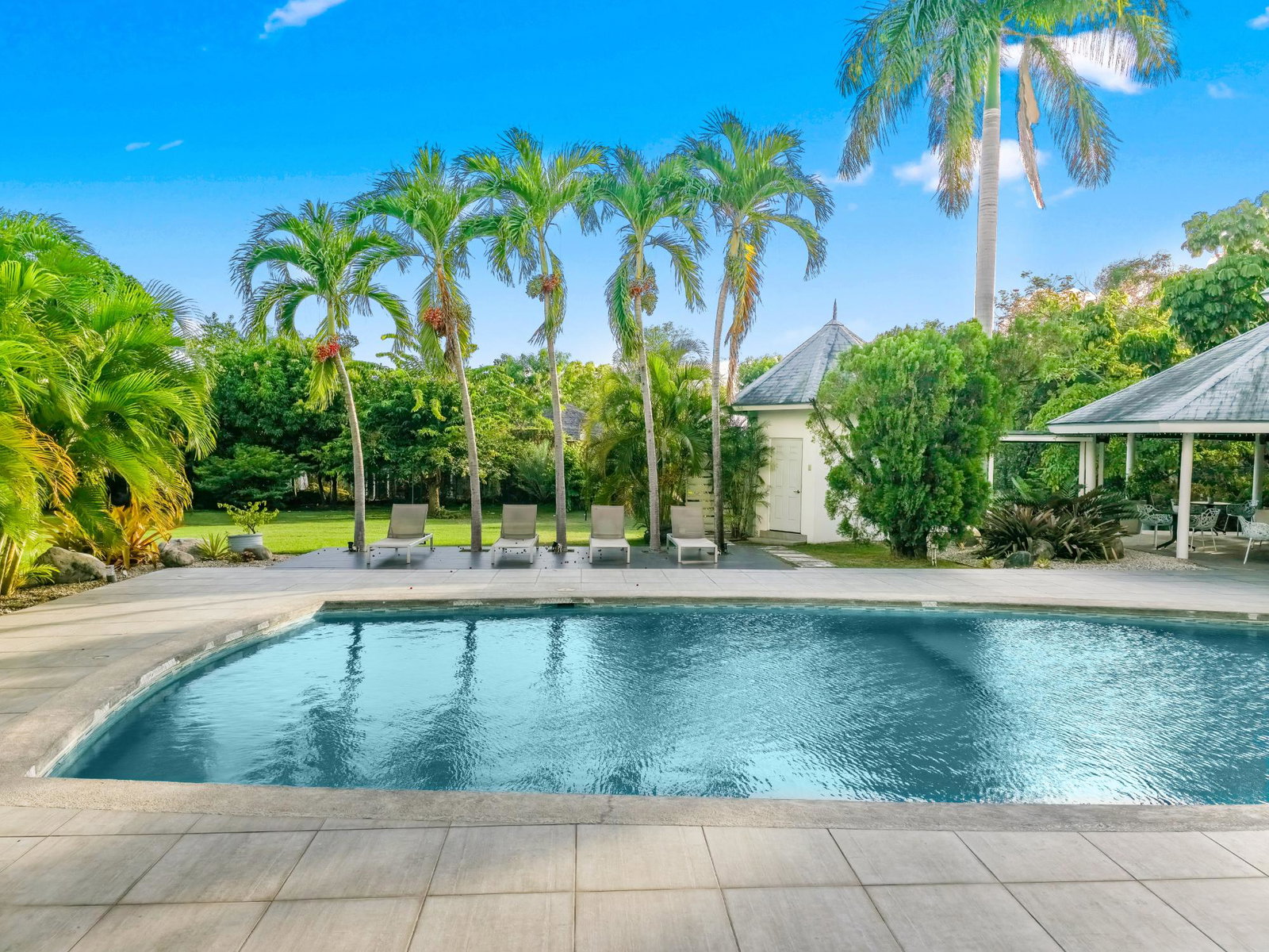 Twenty-Fourth image of 5b- Manor Court in Kingston 8, St. Andrew, Jamaica - property is For Rent