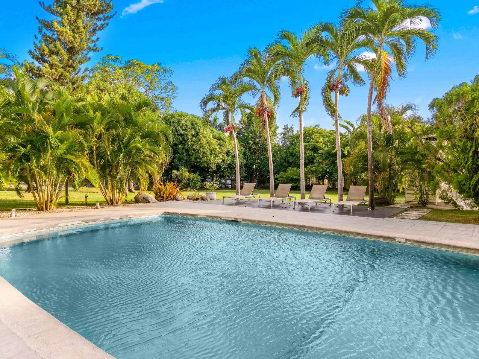 Twenty-Seventh image of 5b- Manor Court in Kingston 8, St. Andrew, Jamaica - property is For Rent