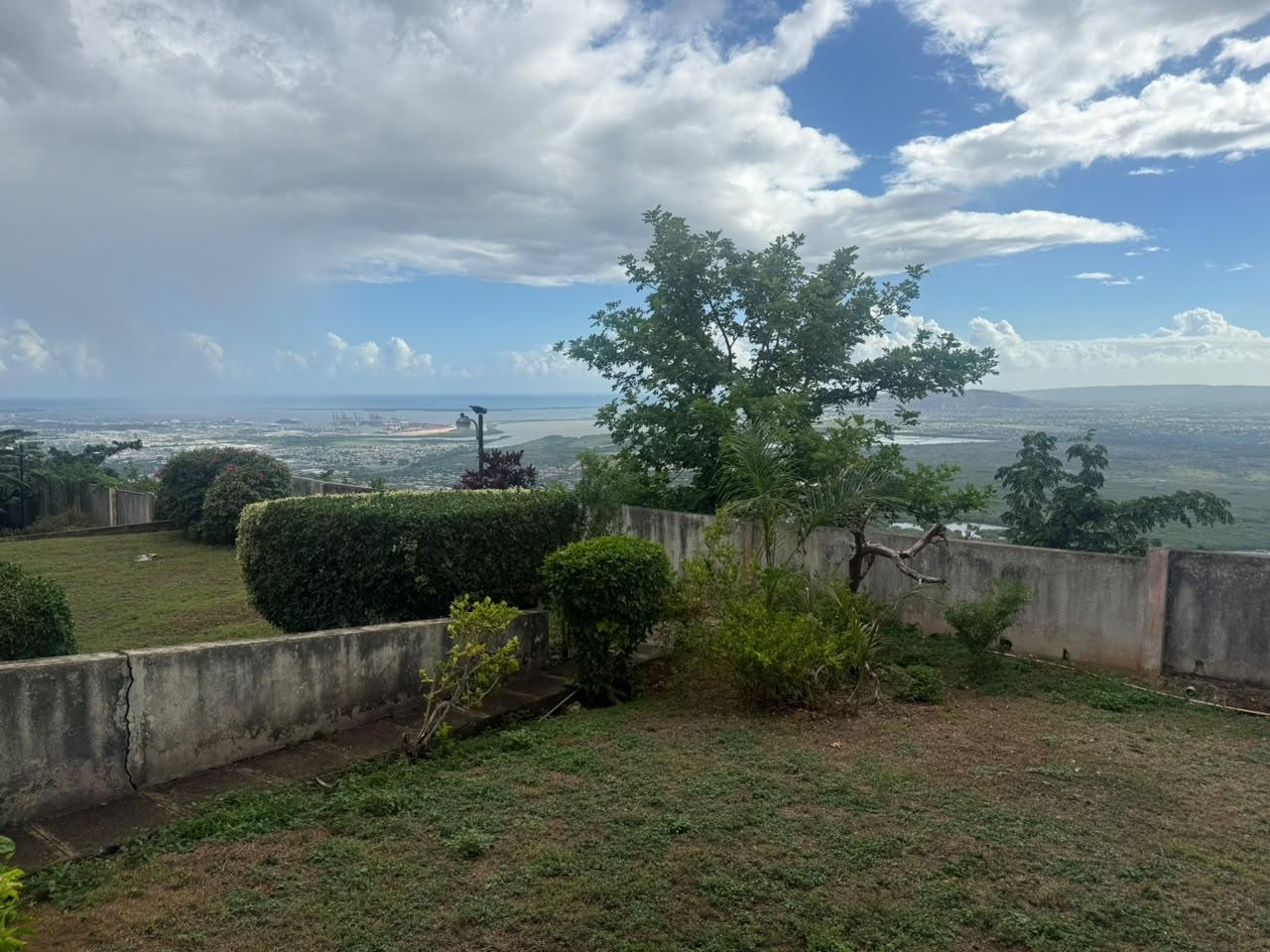 Eighth image of 16-13 Patricks Heights Manor in Kingston 19, St. Andrew, Jamaica - property is For Rent