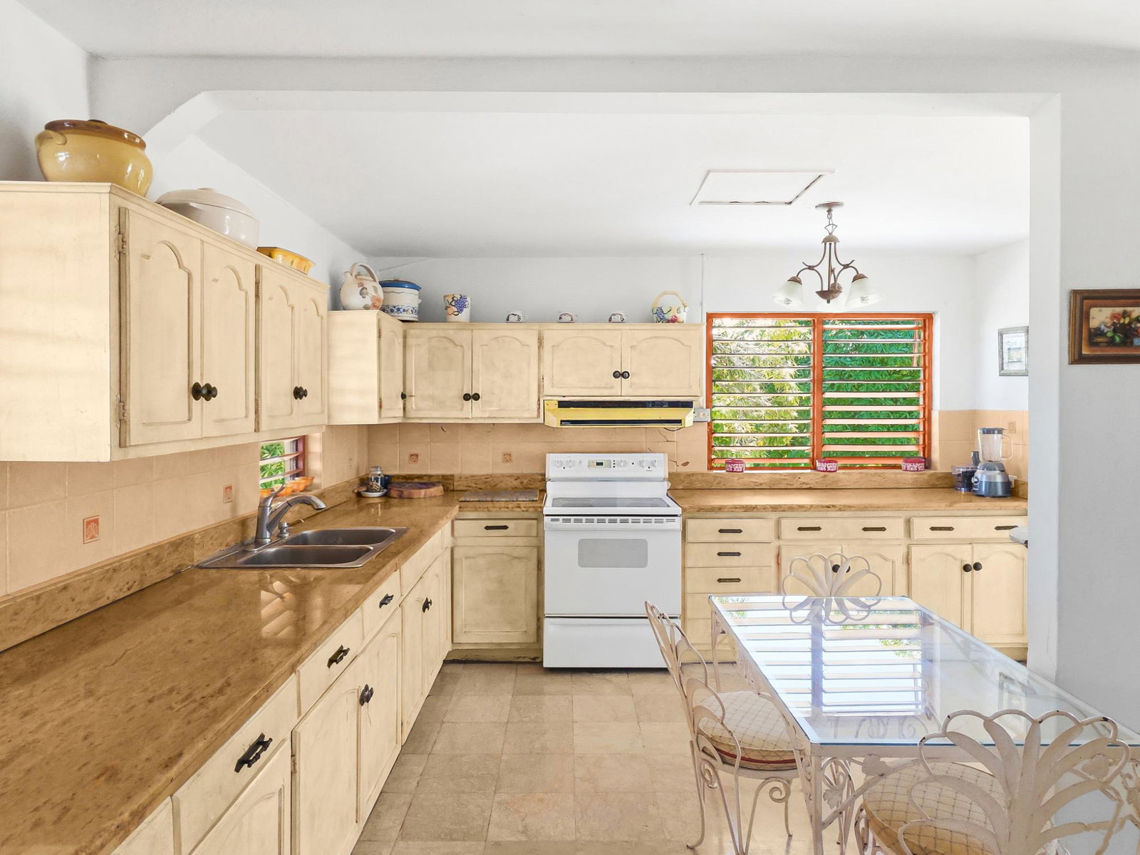Tenth image of 98 & 99- Pratt Crescent in Mammee Bay, St. Ann, Jamaica - property is For Sale