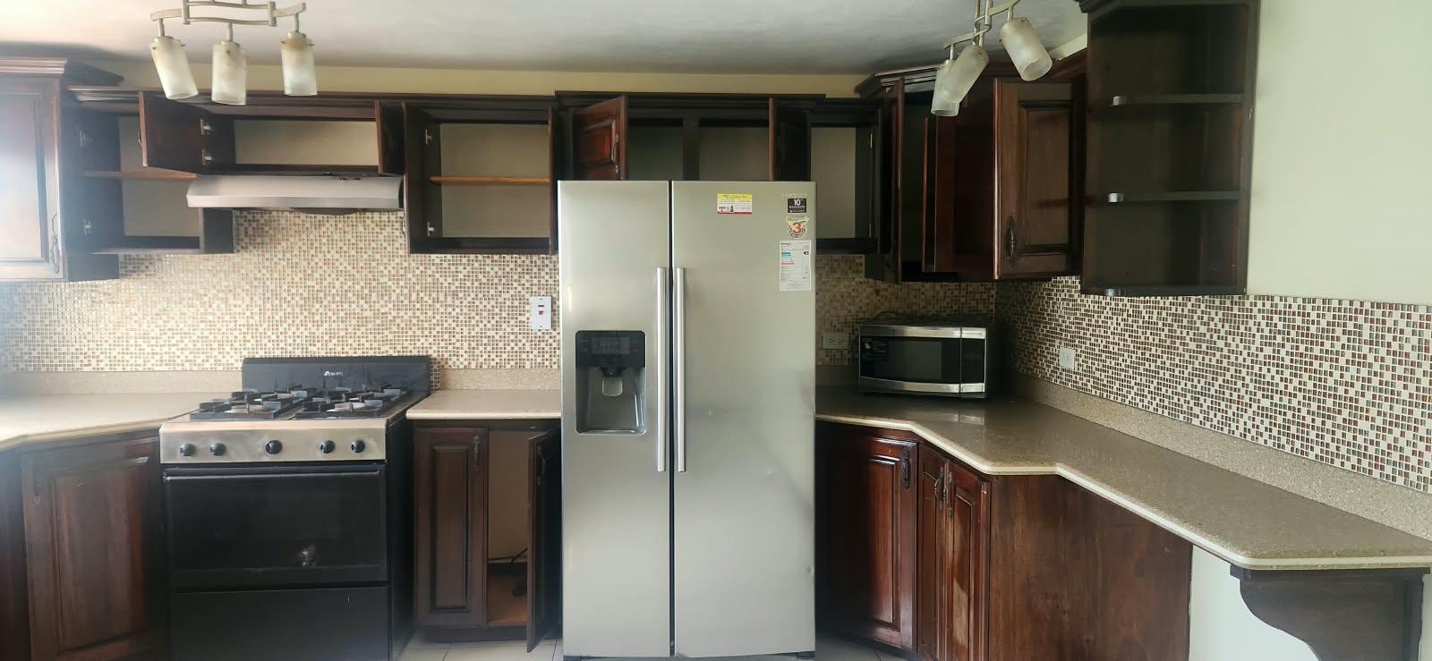 Seventh image of 6 Vaz Drive, Kingston 8 in Kingston 8, St. Andrew, Jamaica - property is For Rent