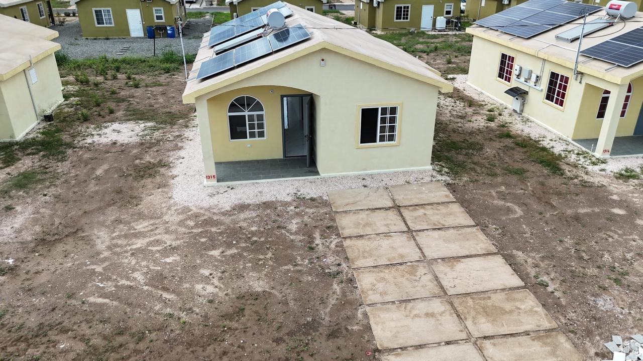 First image of 1315- Phoenix Park Village 2 in Greater Portmore, St. Catherine, Jamaica - property is For Rent