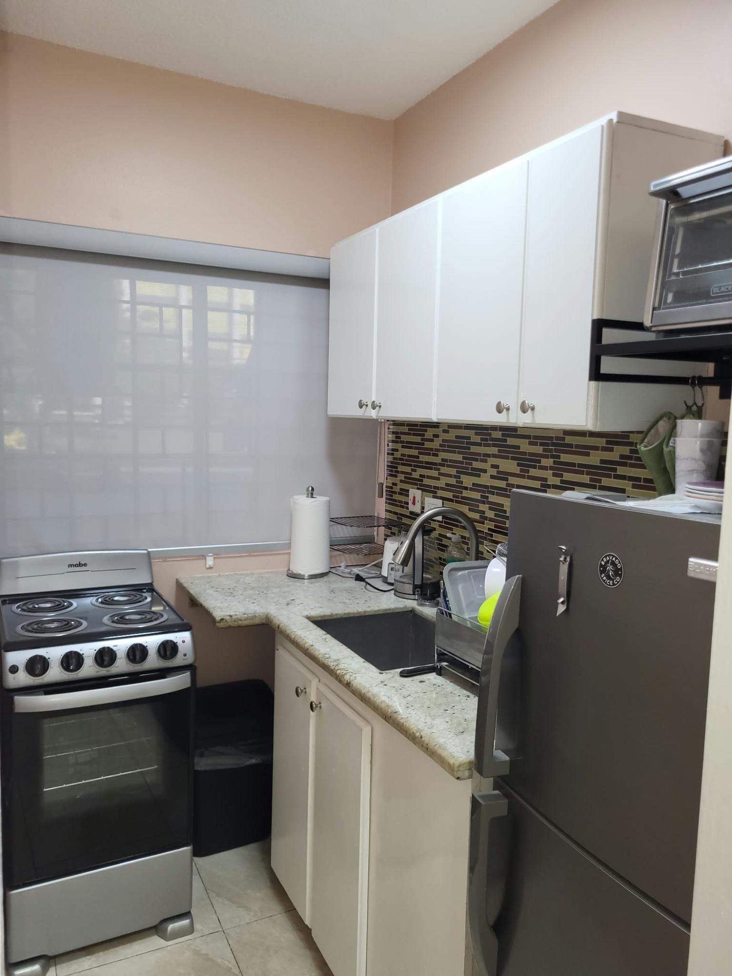 Seventh image of 1 Oxford Park Avenue in Kingston 5, St. Andrew, Jamaica - property is For Sale