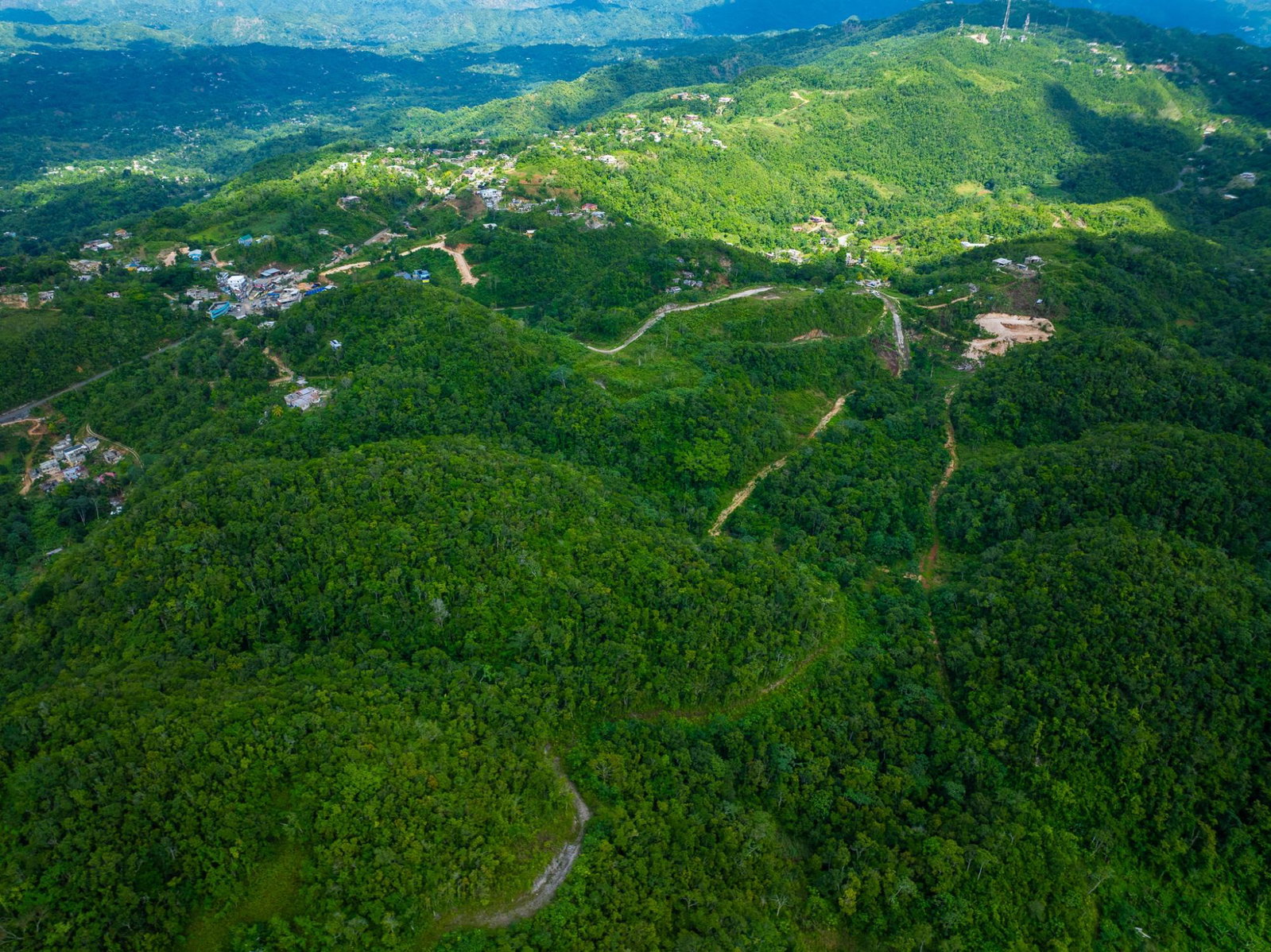 Sixth image of Rock Hall in WATERHOUSE MOUNTIAN, St. Catherine, Jamaica - property is For Sale