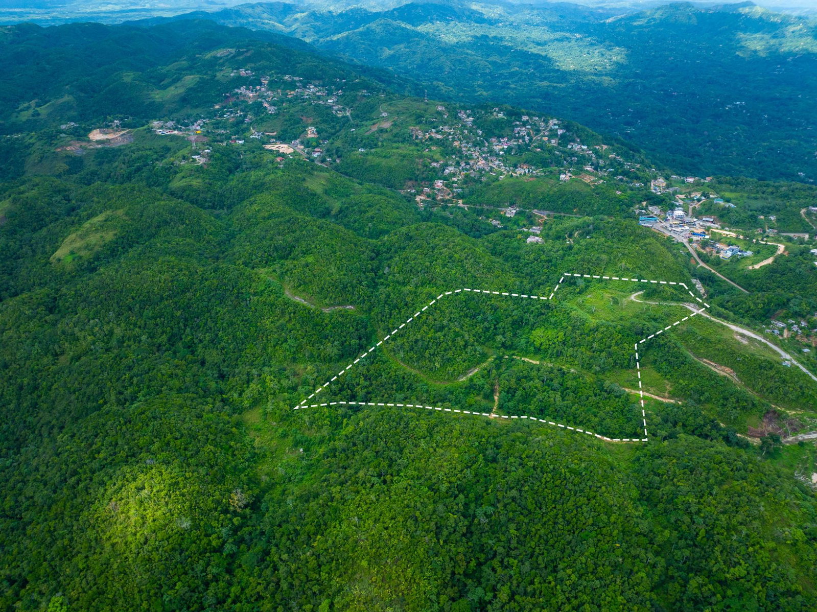 Ninth image of Rock Hall in WATERHOUSE MOUNTIAN, St. Catherine, Jamaica - property is For Sale