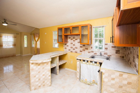 Second image of 250 Collingwood Circle, in Portmore Country Club, St. Catherine, Jamaica - property is For Rent