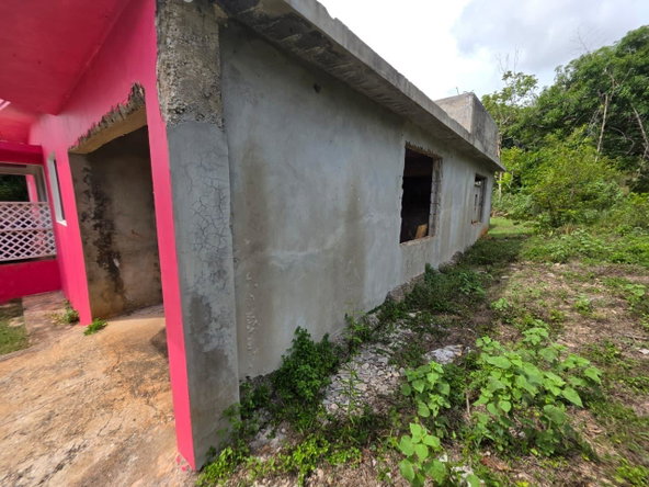 Tenth image of Tatchwalk, Plowden, Manc in Plowden Hill, Manchester, Jamaica - property is For Sale
