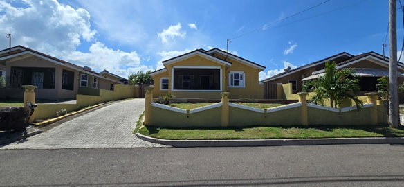 First image of 373 Plumbago Avenue in STONEBROOK, Trelawny, Jamaica - property is For Sale