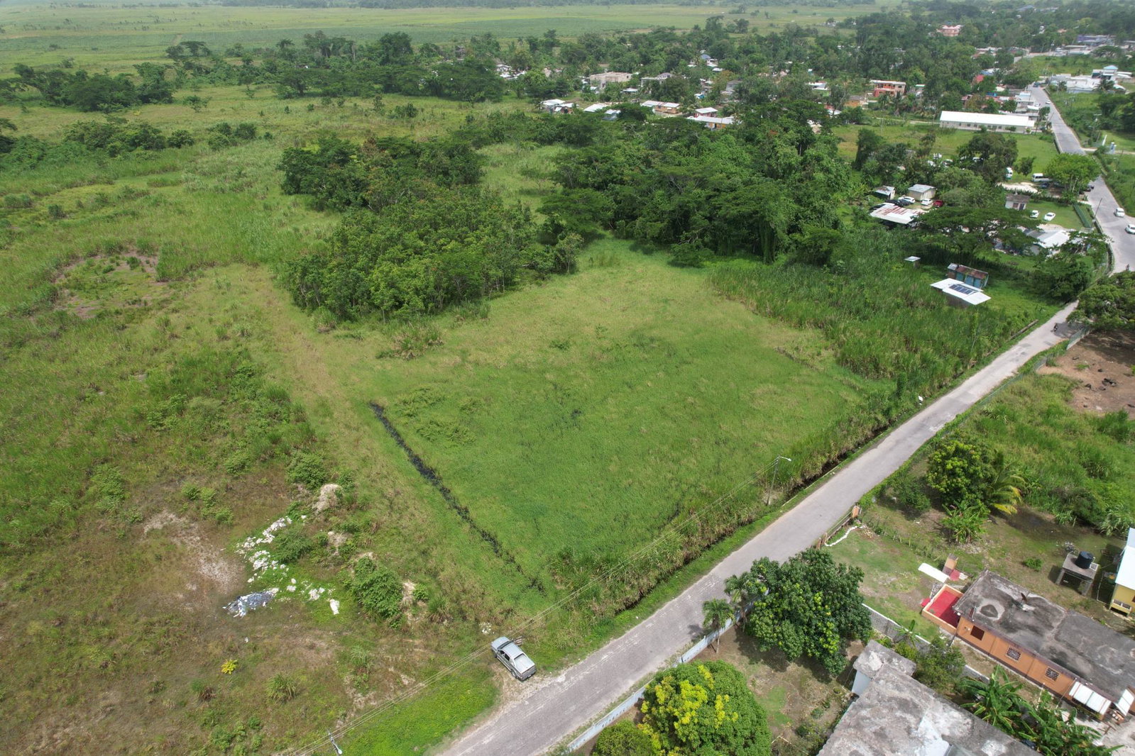 Fifth image of Littleworth in Georges Plain, Westmoreland, Jamaica - property is For Sale