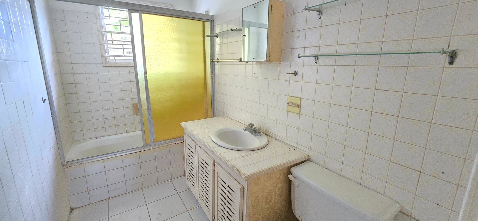 Twelfth image of 4 Braemar Avenue in Ensom City, St. Catherine, Jamaica - property is For Sale