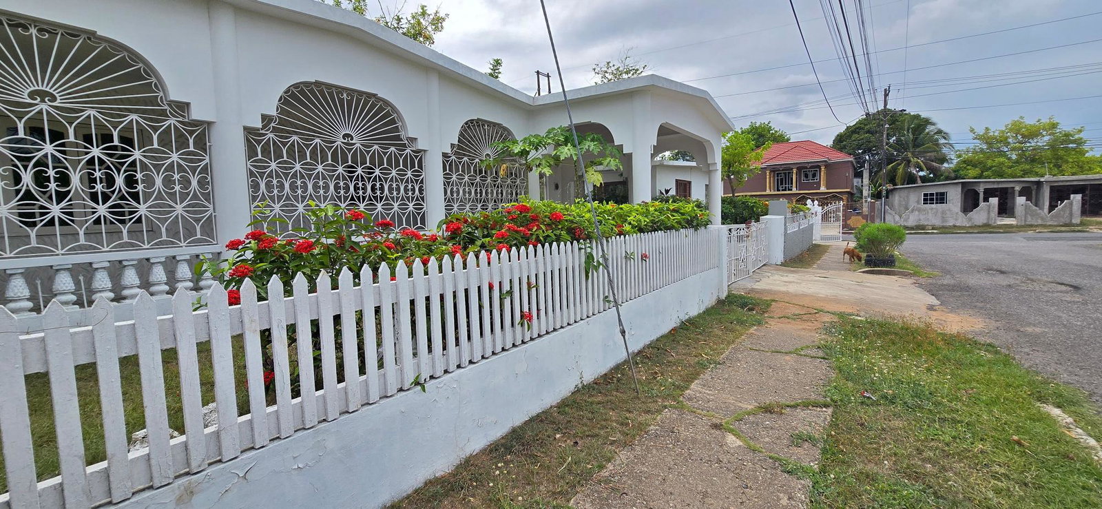 Third image of 4 Braemar Avenue in Ensom City, St. Catherine, Jamaica - property is For Sale