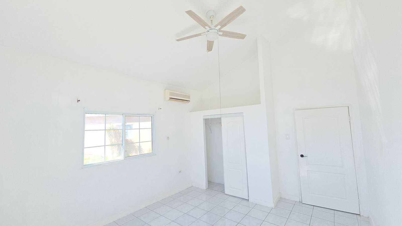Fourth image of Caribbean Estate,portmore in Caribbean Estates, St. Catherine, Jamaica - property is For Sale