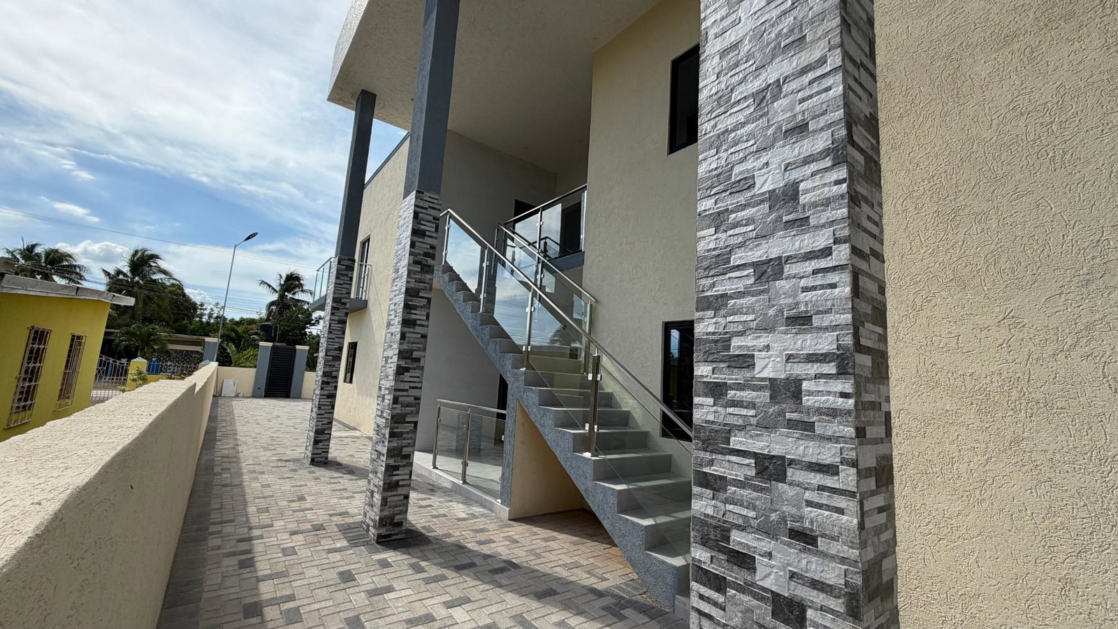 Fifth image of 33 b Clayton Way, Willowdene in Spanish Town, St. Catherine, Jamaica - property is For Sale