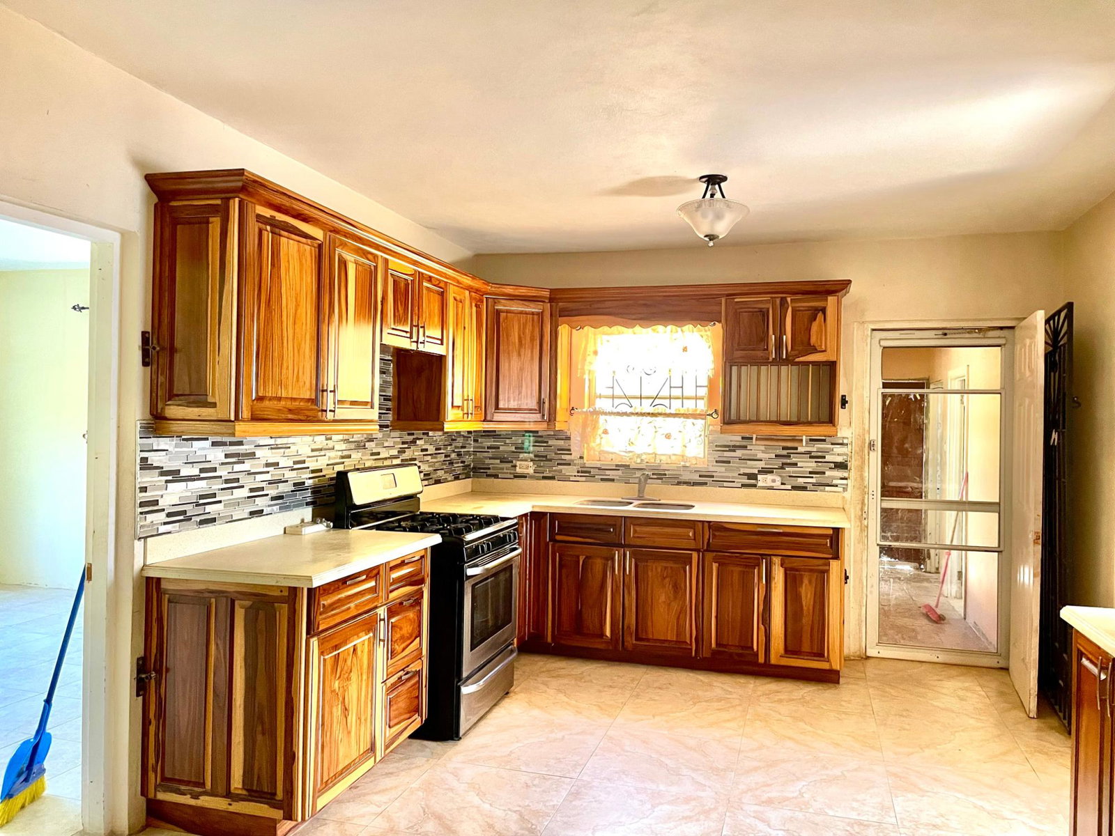 Sixth image of 474 Portobello Heights in Porto Bello Heights, St. James, Jamaica - property is For Sale