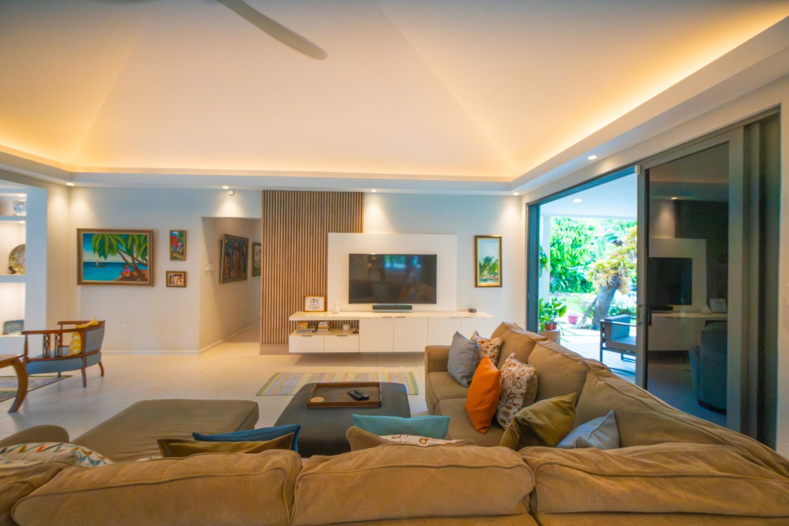 Sixth image of 8 Salisbury Avenue in Kingston 6, St. Andrew, Jamaica - property is For Sale