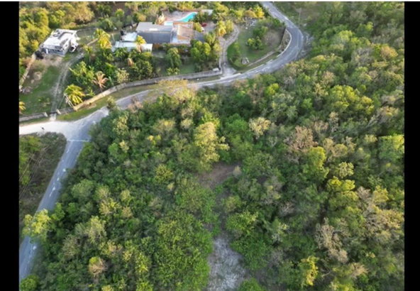 Eighth image of 66 Pitkelleney Negril in Negril, Westmoreland, Jamaica - property is For Sale