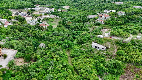 Eighth image of 309 South Hartfield in Montego Bay, St. James, Jamaica - property is For Sale