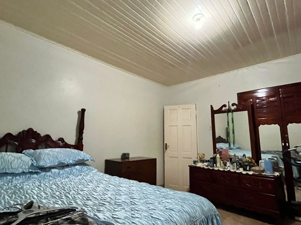 Seventh image of 16-1/2 Bonito Crescent in Mandeville, Manchester, Jamaica - property is For Sale