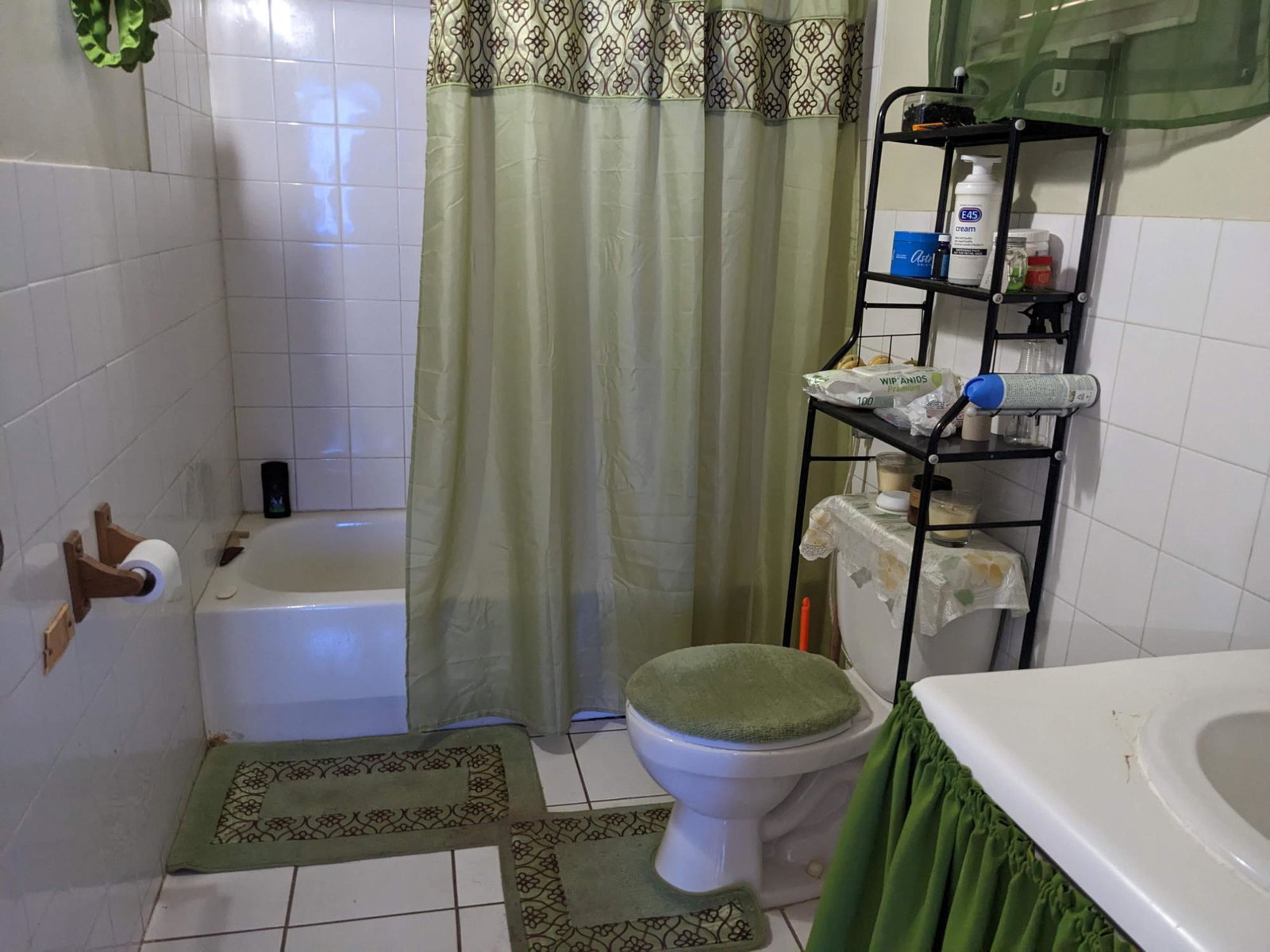 Thirteenth image of Beadle's Blvd, Santa Cruz in Santa Cruz, St. Elizabeth, Jamaica - property is For Sale
