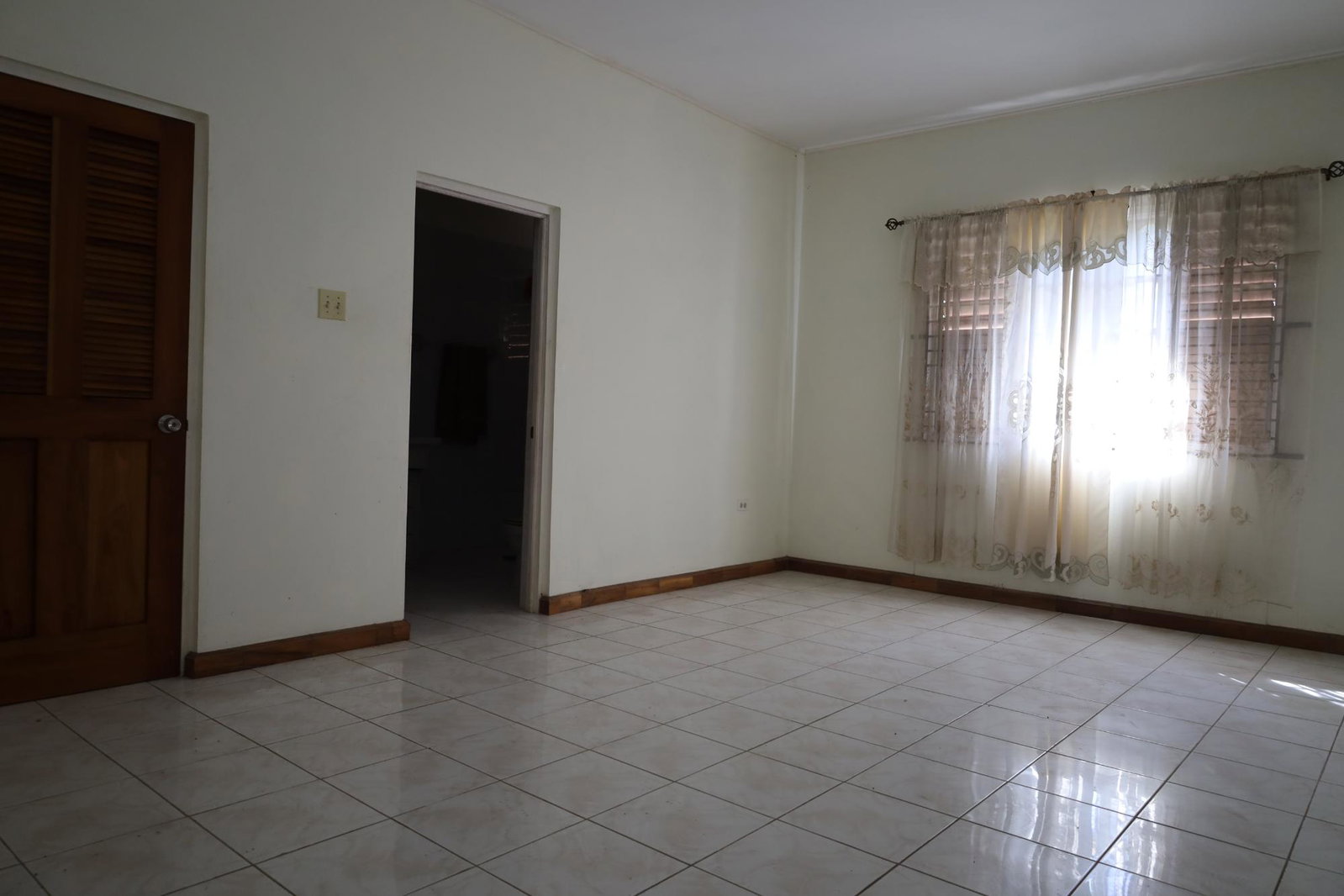 Third image of Knowles Crescent in Mandeville, Manchester, Jamaica - property is For Sale