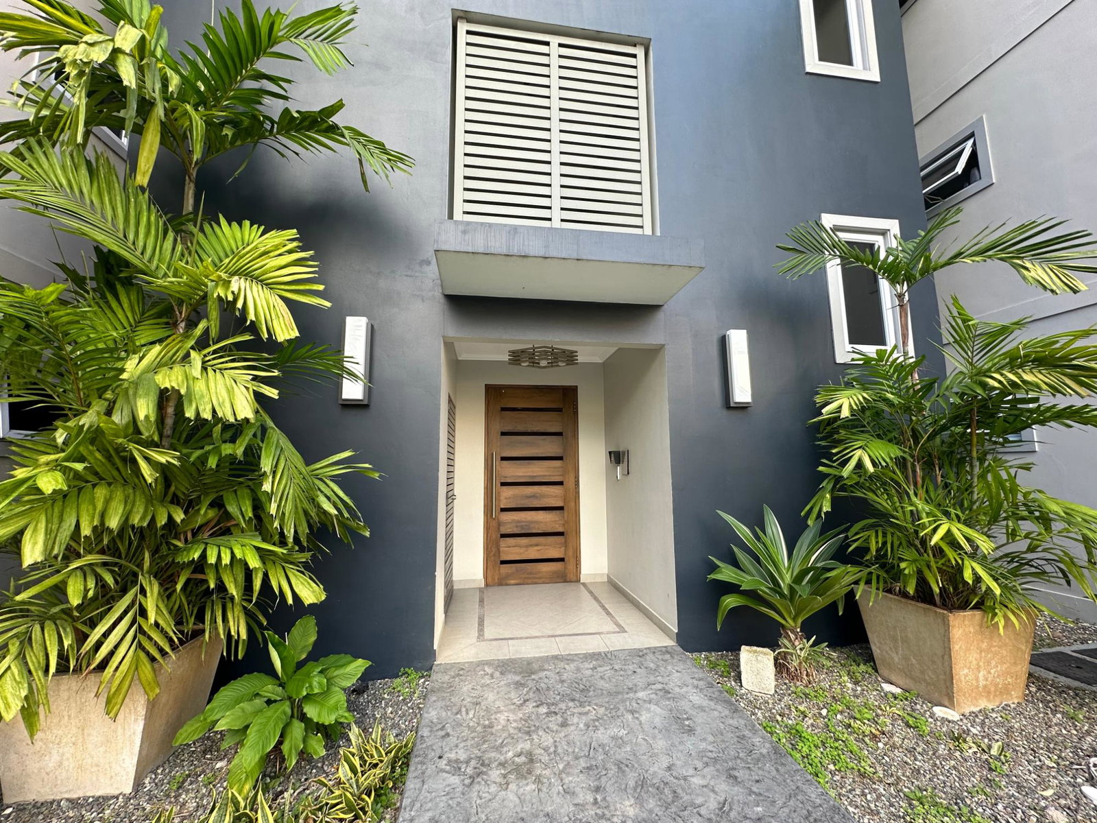Second image of 43b-16 Garden Close in Kingston 8, St. Andrew, Jamaica - property is For Sale
