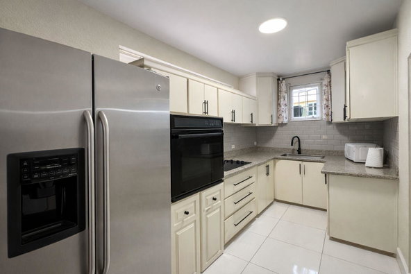 Sixth image of 26 Vista Del Mar, Draxhall in Ocho Rios, St. Ann, Jamaica - property is For Sale