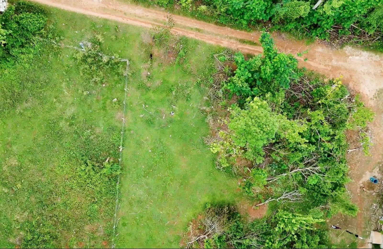 Seventh image of 69 Beadle Heights in Santa Cruz, St. Elizabeth, Jamaica - property is For Sale