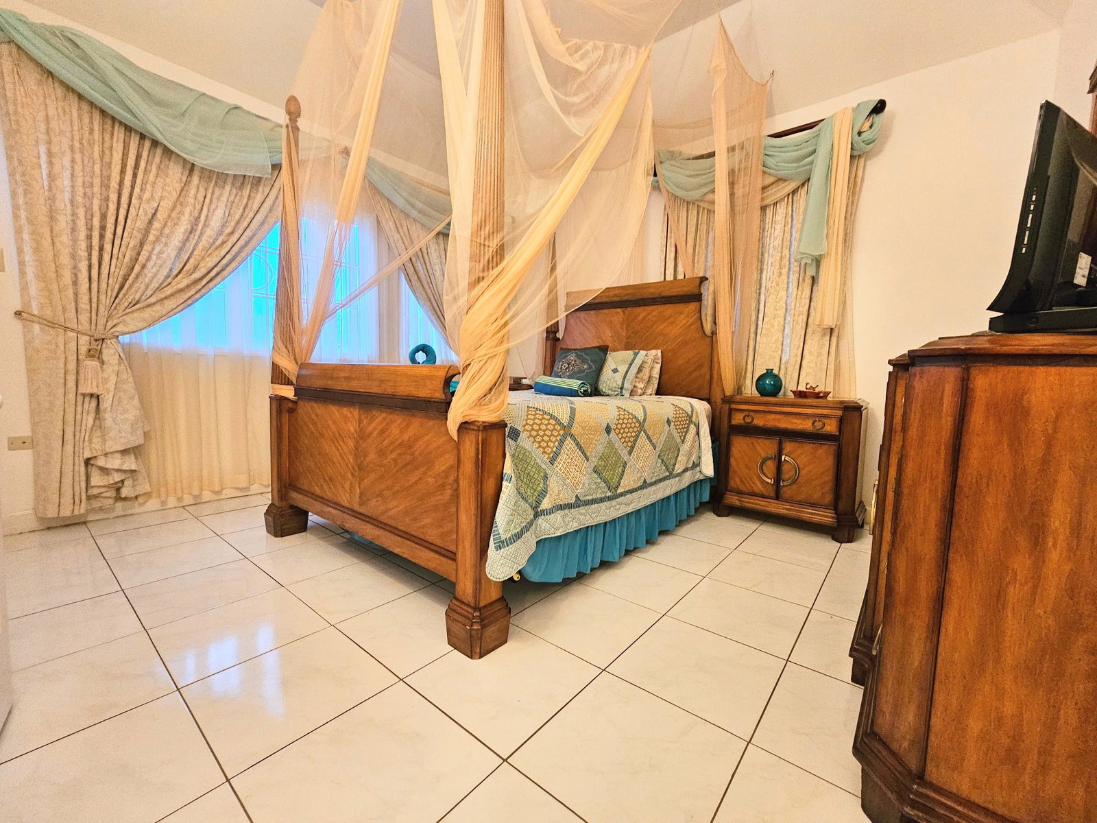 Sixteenth image of 35-205 Mango Walk Country Club in Montego Bay, St. James, Jamaica - property is For Sale