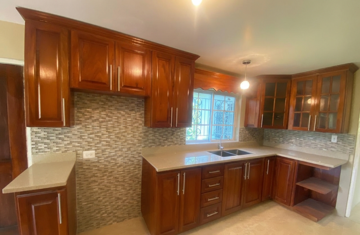 Twelfth image of 15 Windsor Lodge in Royal Flat, Manchester, Jamaica - property is For Sale