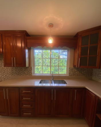 Thirteenth image of 15 Windsor Lodge in Royal Flat, Manchester, Jamaica - property is For Sale