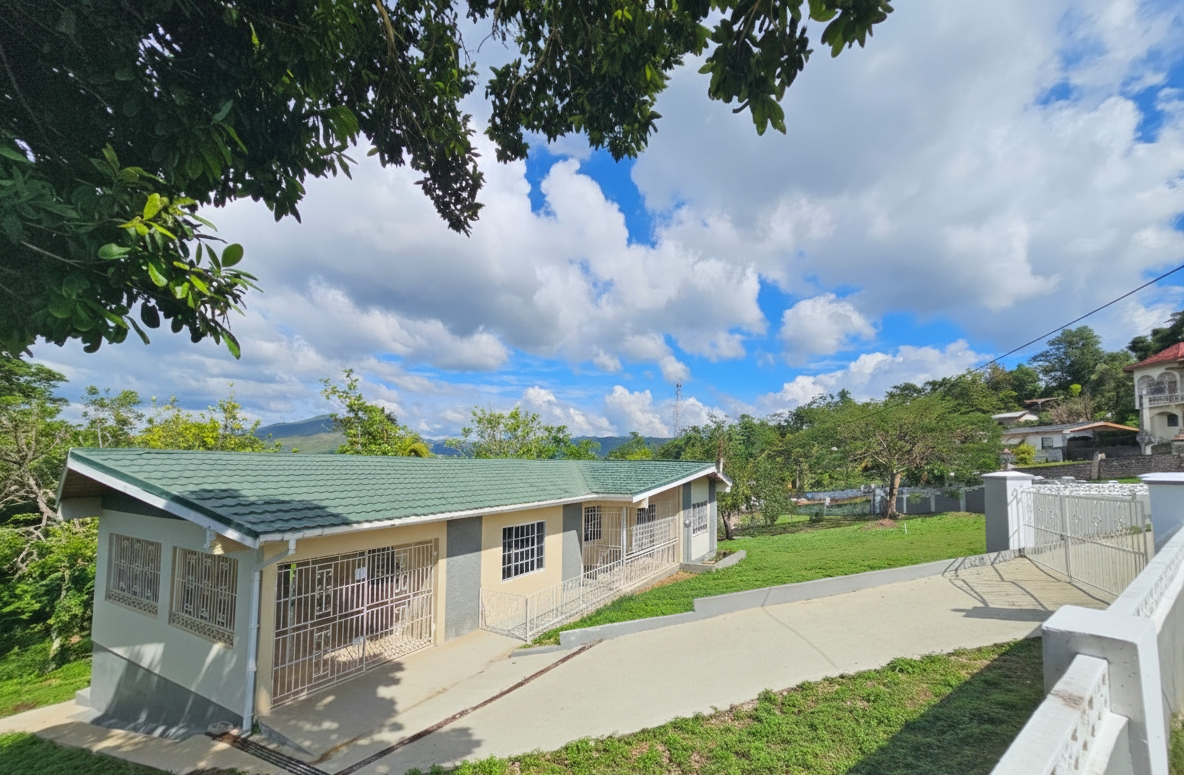 Second image of 15 Windsor Lodge in Royal Flat, Manchester, Jamaica - property is For Sale