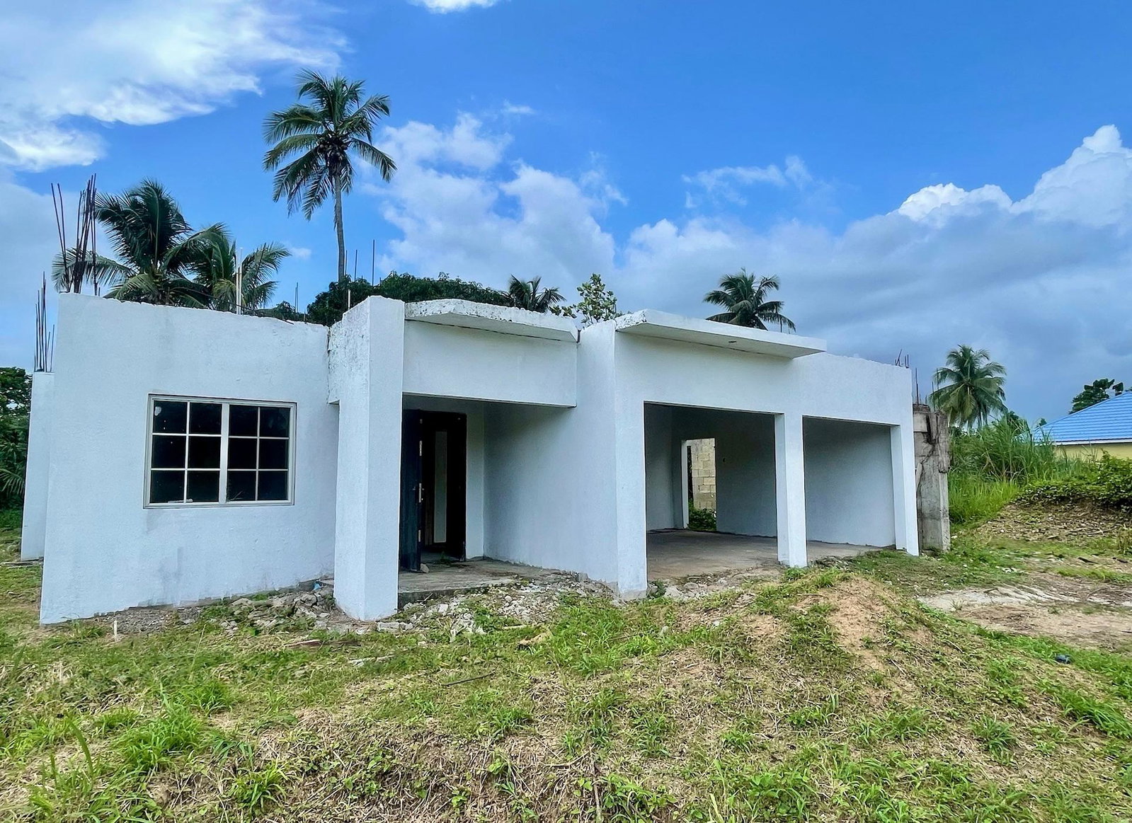 First image of 2 Knollis, Bog Walk in Bog Walk, St. Catherine, Jamaica - property is For Sale