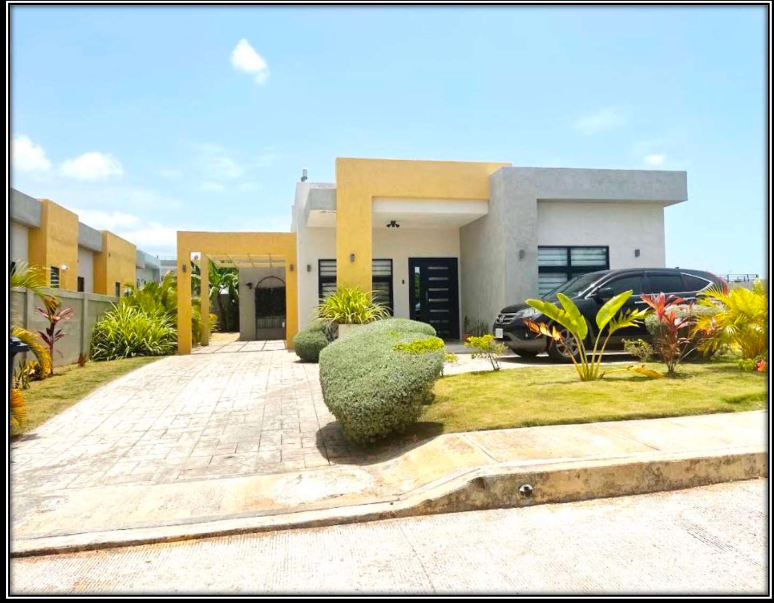 First image of 89 Pyramid Point in Ocho Rios, St. Ann, Jamaica - property is For Sale