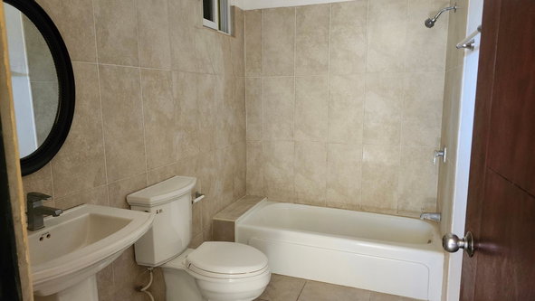 Tenth image of 11-8 Washington Drive, Kgn 10 in Kingston 10, St. Andrew, Jamaica - property is For Sale