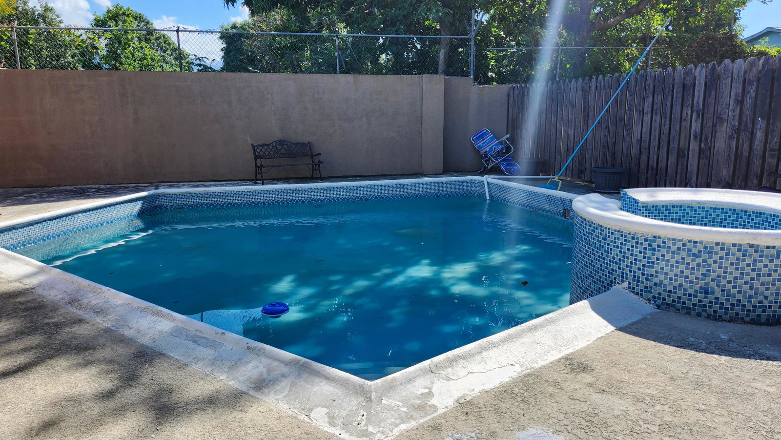 Thirteenth image of 11-8 Washington Drive, Kgn 10 in Kingston 10, St. Andrew, Jamaica - property is For Sale