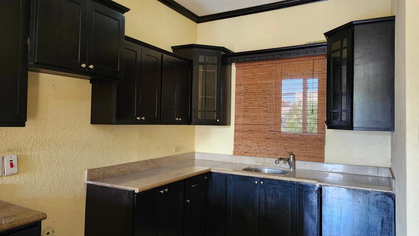 Fourth image of 11-8 Washington Drive, Kgn 10 in Kingston 10, St. Andrew, Jamaica - property is For Sale