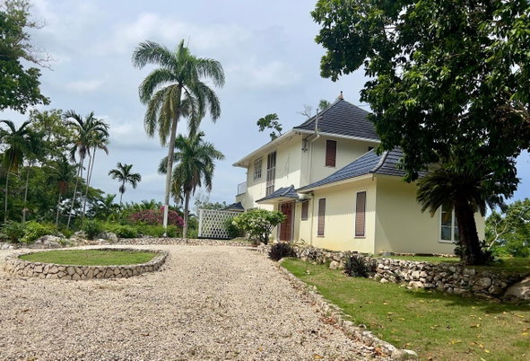 Fifth image of 33- Ridge Estate, Ocho Rios in Shaw Park, St. Ann, Jamaica - property is For Sale