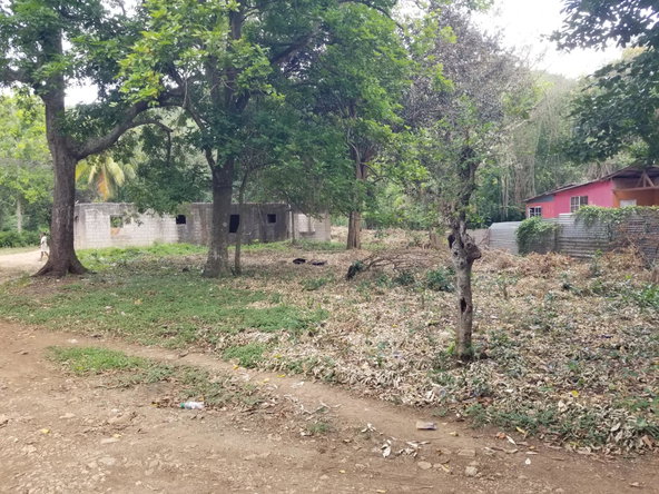 Second image of Old Porus , Manchester in Porus, Manchester, Jamaica - property is For Sale