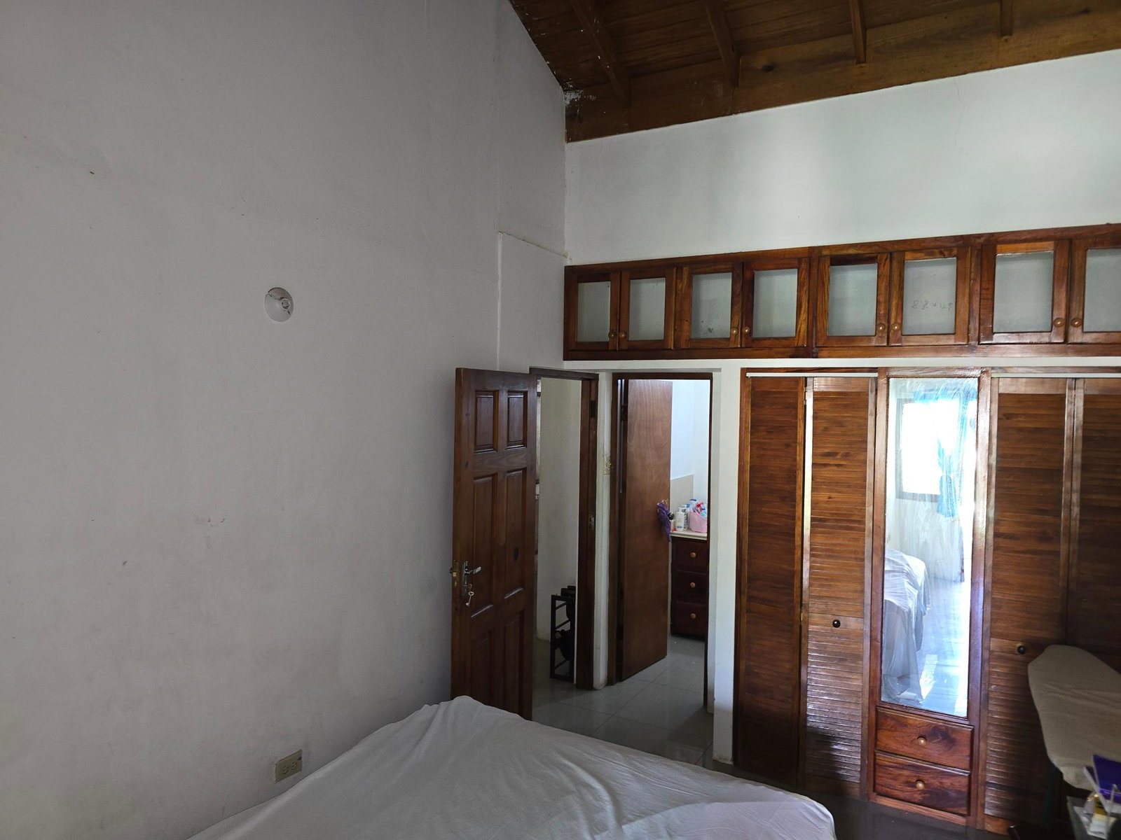 Twenty-Fourth image of 2- 33 University Crescent in Kingston 7, St. Andrew, Jamaica - property is For Sale