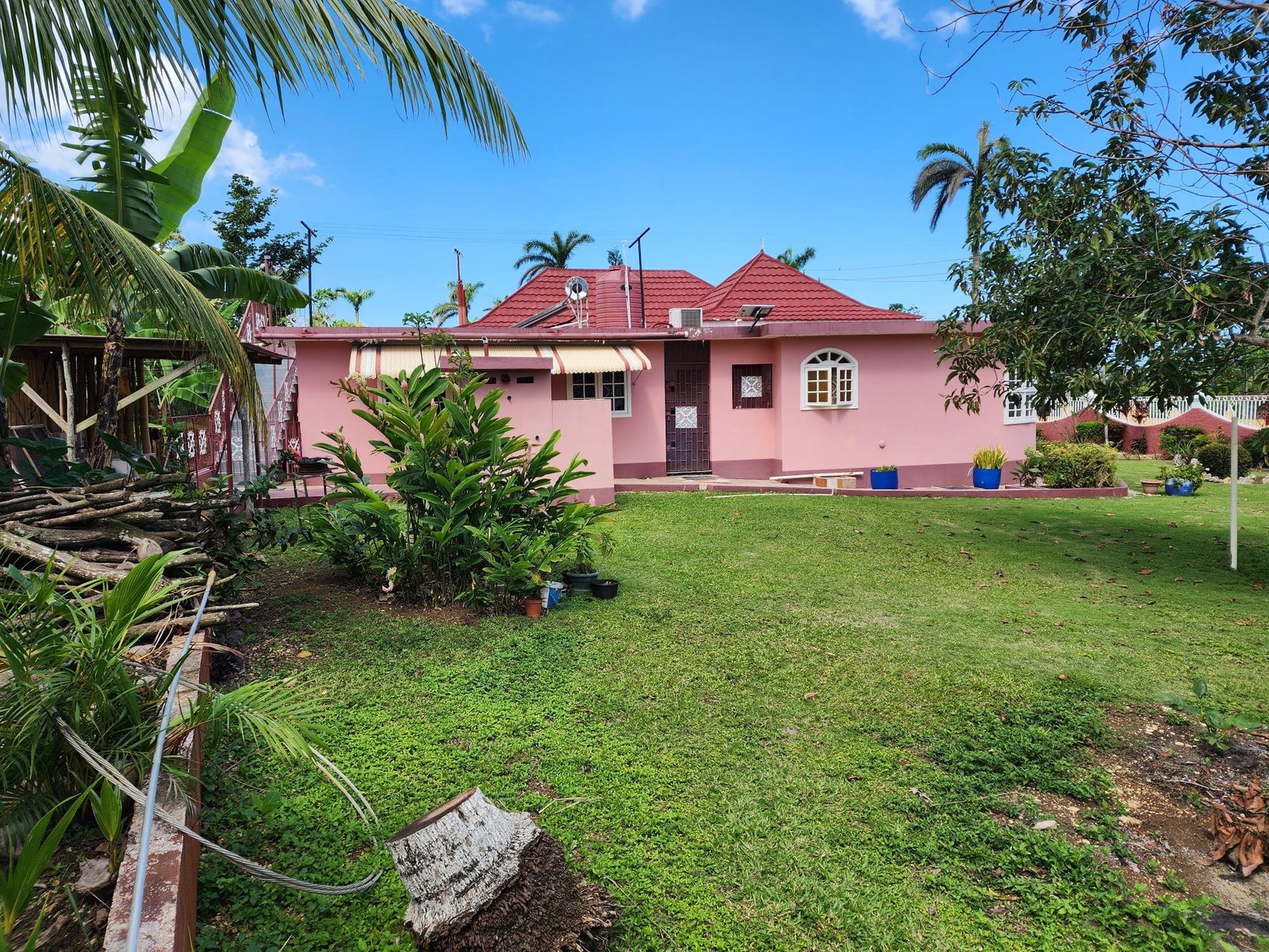 Sixth image of 61 Bogue Heights Blvd in Bogue, St. James, Jamaica - property is For Sale