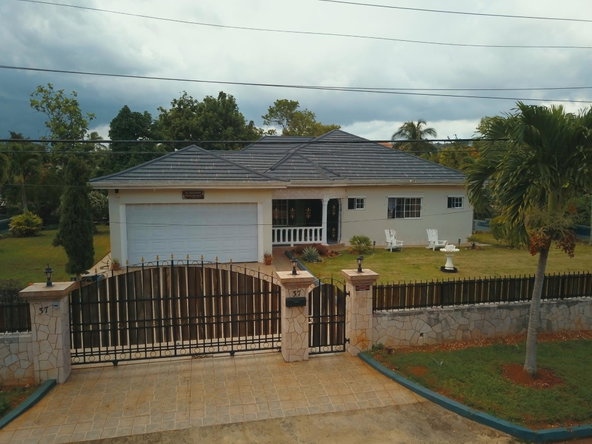 Second image of Lot No. 37 Clifton Gardens in Mandeville, Manchester, Jamaica - property is For Sale