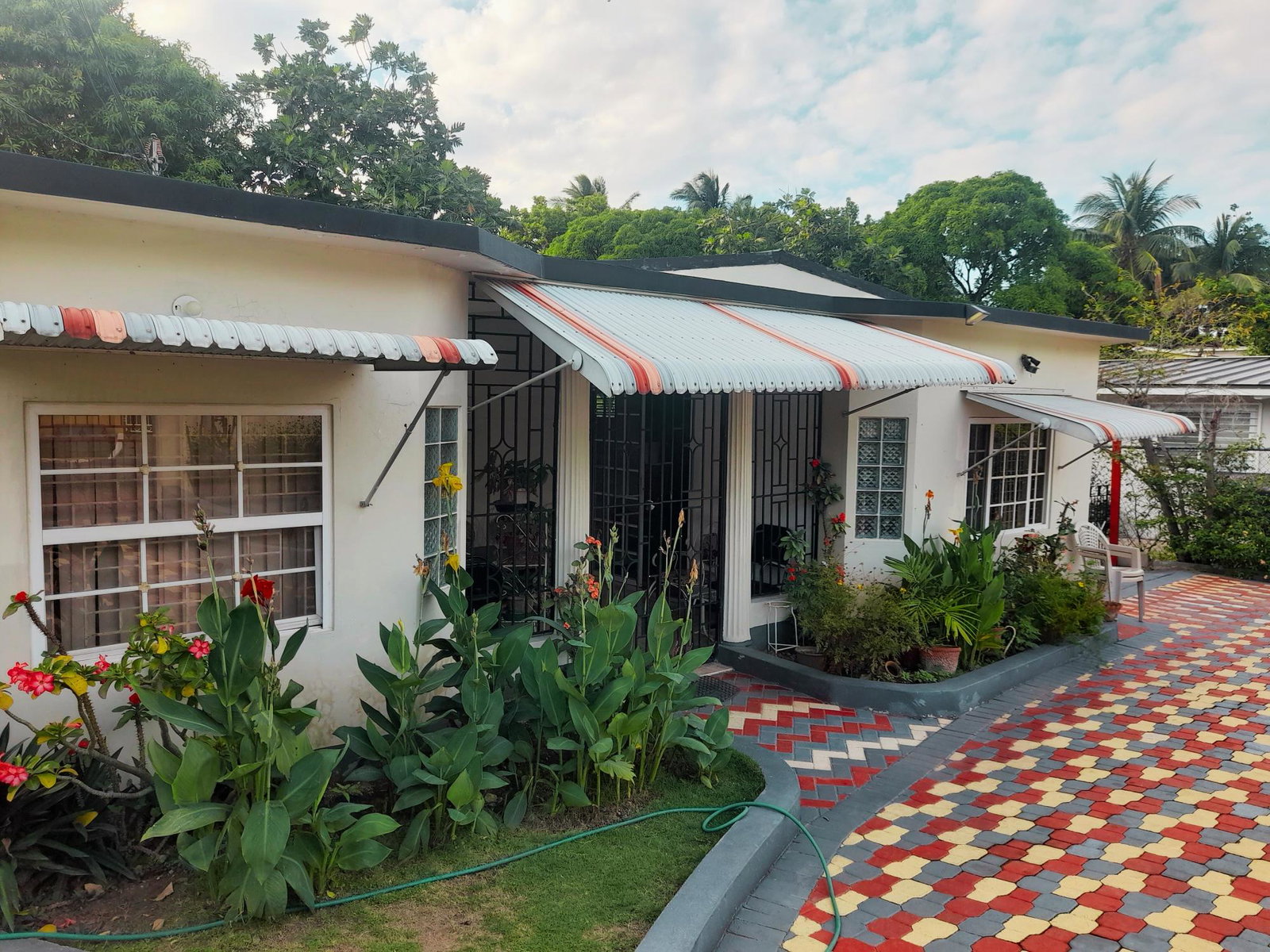 Fourth image of 3 Liguanea Place in Kingston 6, St. Andrew, Jamaica - property is For Sale