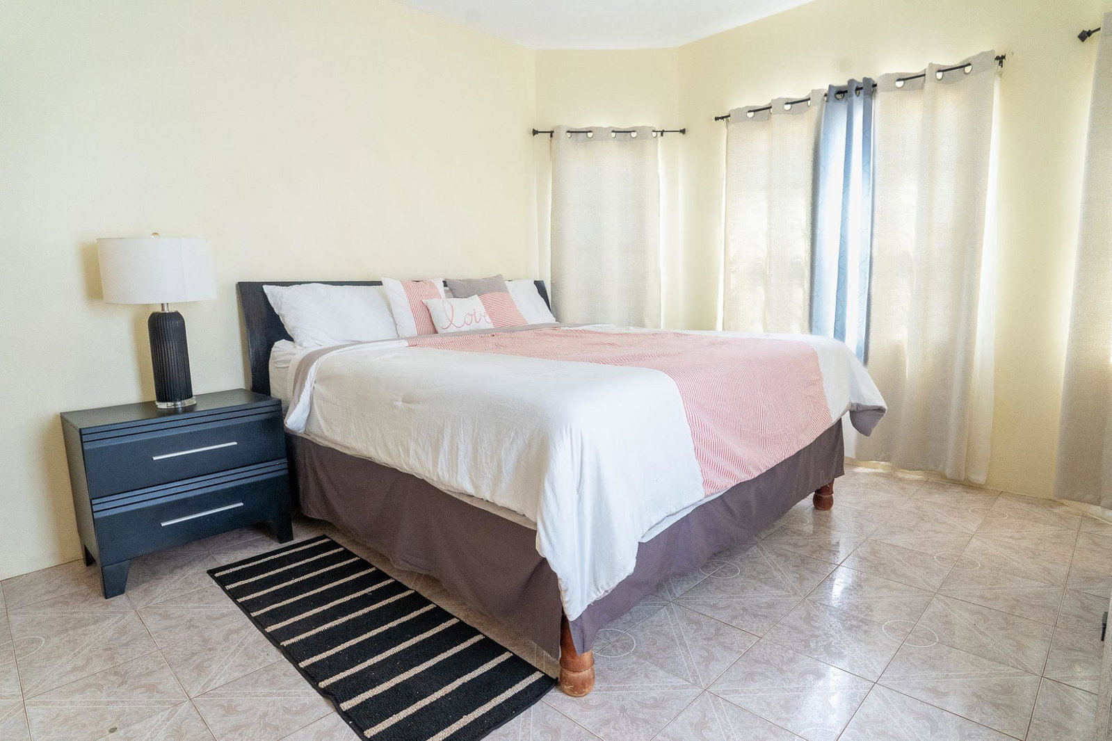 Eighth image of Santa Cruz in Santa Cruz, St. Elizabeth, Jamaica - property is For Sale